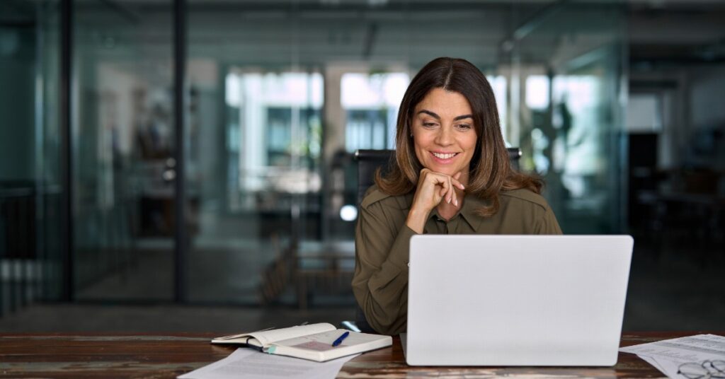 5 essential tips for professional bid writer
